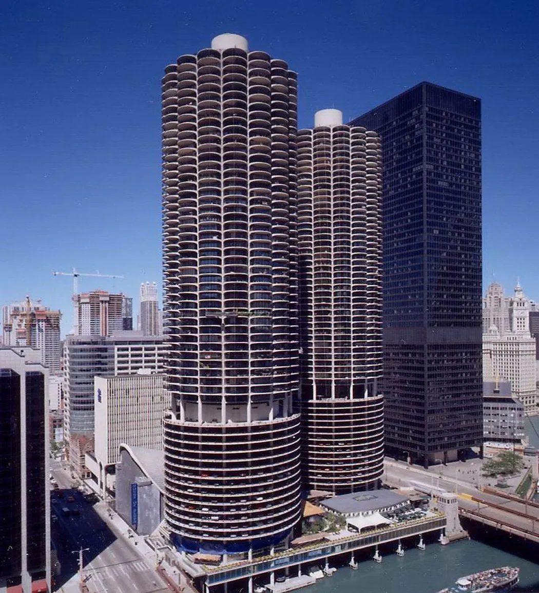 Marina City in downtown Chicago